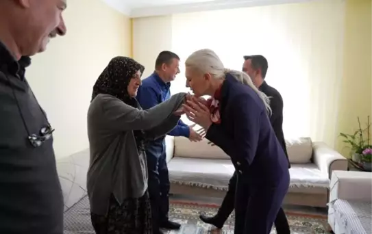 Başkan Subaşı, şehit ailesini ziyaret etti