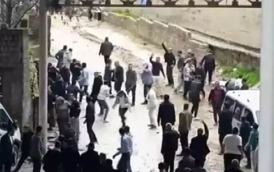 Bayram günü mahalle savaş alanına döndü! 3 ölü, 22 yaralı