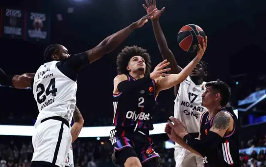 Fenerbahçe Kazandı, A. Efes Kaybetti