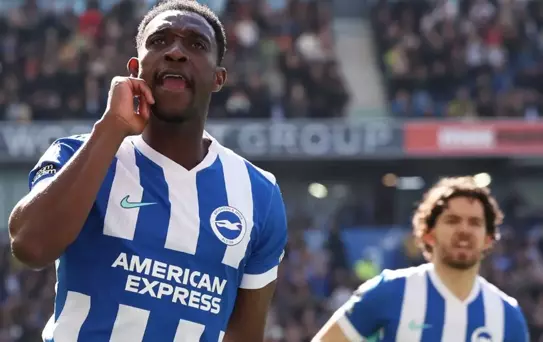 Danny Welbeck Galatasaray'ın kabusu Liverpool'u tek başına yıktı 