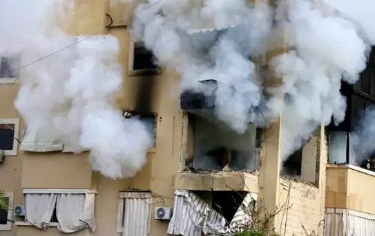 İsrail'in Lübnan'a Hava Saldırısı: 20 Ölü