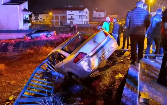 Sivas'ta Trafik Kazası: 1 Ağır Yaralı