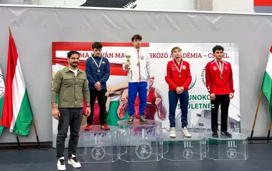 U20 Güreş Takımı Macaristan'da Şampiyon