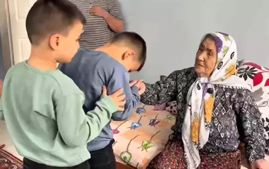 94 Yaşında 187 Bayram Geçiren Firdevs Nine