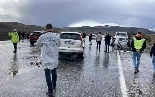 Sivas'ta Feci Kaza: 1 Ölü, 5 Yaralı