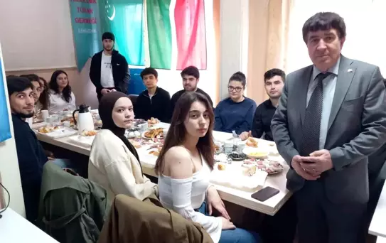Türk Dünyası Öğrencileri Eskişehir'de Kahvaltıda Buluştu
