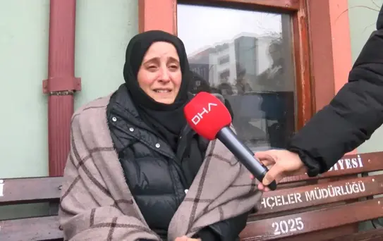 Eşini öldürüp evi ateşe verdi