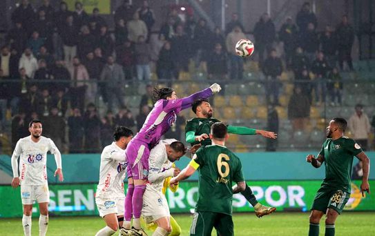 Esenler Erokspor, Erzurumspor'a 0-2 Kaybetti