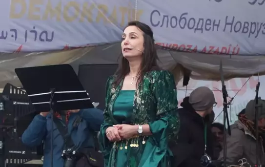 İstanbul'da Nevruz kutlaması: Her dilde barışın adıdır