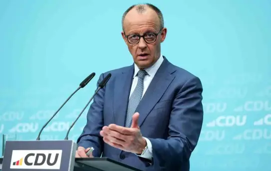 Merkel'den Trump'a İran İletişimi