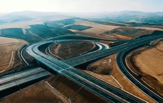 Bayramda otoyol ve köprülerden 12,3 milyon araç geçti