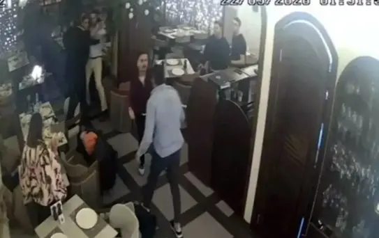 Belediye Başkanı restoranda çıkan kavgada darbedildi