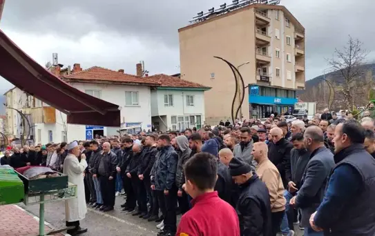 Nişanlı Çift Kaza Kurbanı Oldu