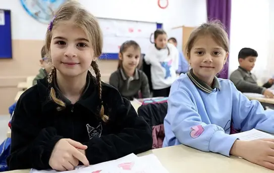 Okullarda ikinci ara tatil sonrası ilk ders zili çaldı