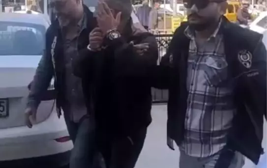 Kuşadası'nda Aranan Şahıs Yakalandı