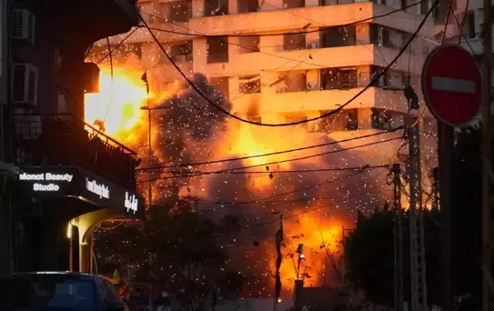 Savaşta 24. gün! İran'dan kritik 48 saat uyarısı: Su depolayıp, telefonlarınızı şarj edin