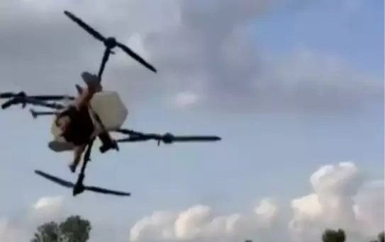 Hemşehrisine özenen çiftçi, dronla hüsran yaşadı