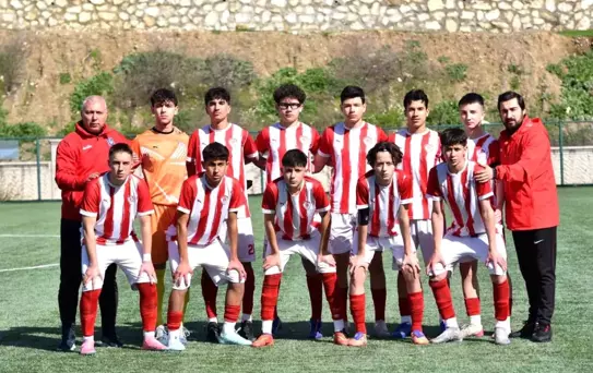Yunusemre'nin U16'ları Afyonkarahisar'da Manisa'yı temsil edecek
