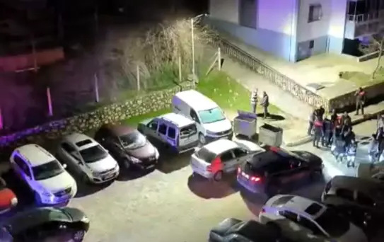 Eski eşinin yanına gitti, sokak ortasında dakikalarca darbedildi