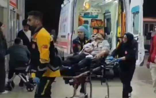 Adana'da Bıçaklı Kavga: İki Yaralı