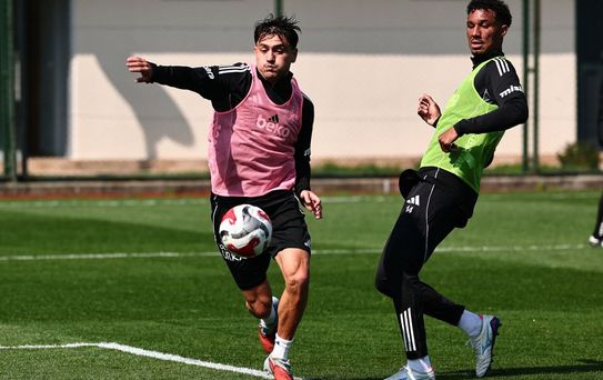 Beşiktaş Fenerbahçe Maçına Hazırlanıyor