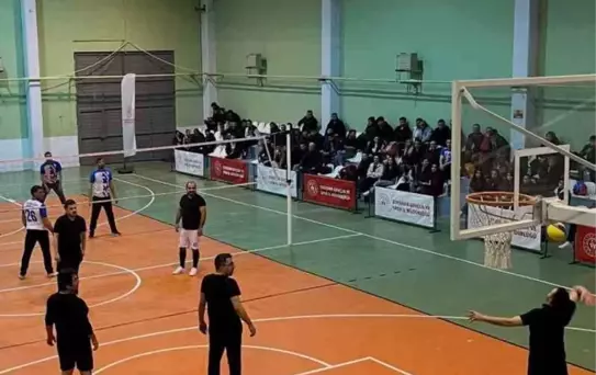 Beylikova'da voleybol turnuvası başladı