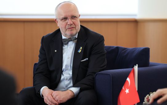 Kurtulmuş ve Olekas'tan İşbirliği Vurgusu