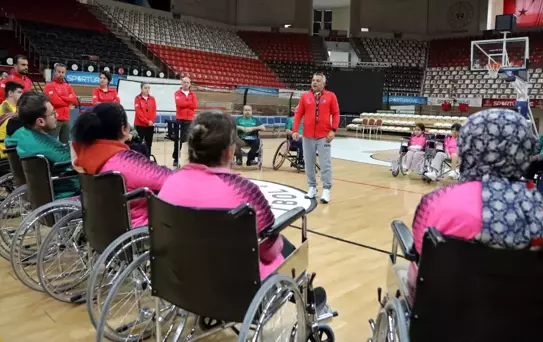 Engelleri Aşan Tenis Projesi