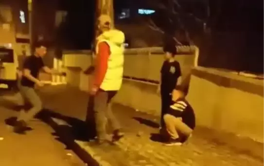 Ankara'da çocuğun sokak ortasında kemer ve sopayla darbedilmesiyle ilgili 2 şüpheli tutuklandı