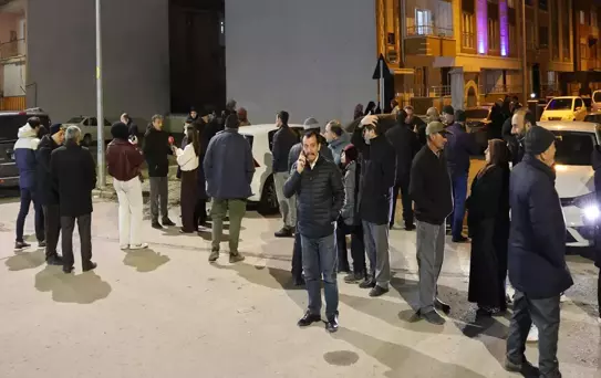 Umreye gitmek için yola çıktılar, kendilerini karakolda buldular