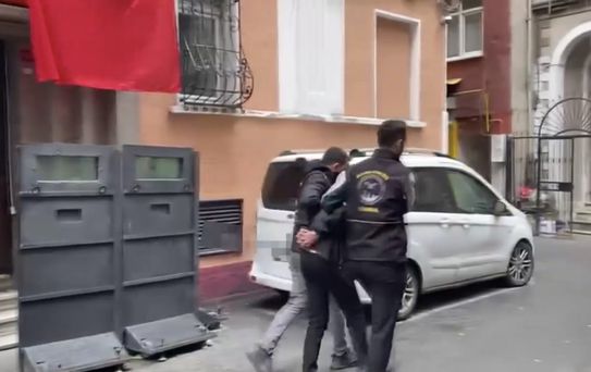 İnternet Kafede Hırsızlık: Tutuklama
