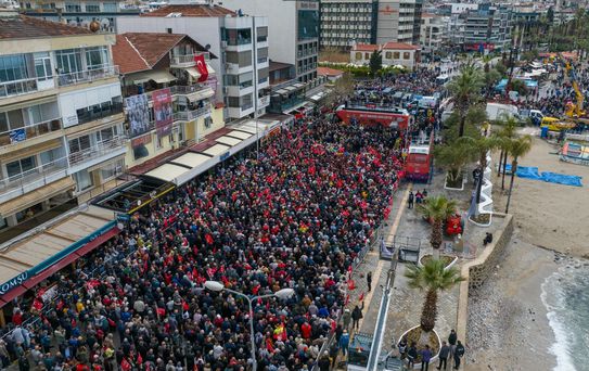Özgür Özel: 'Ne Ekrem ne Ömer'i veririz'