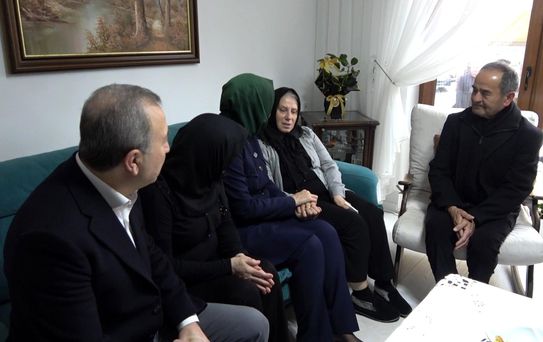 AK Parti Genel Başkan Yardımcısı Kaya'dan Katar'da düşen helikopterde şehit olan Binbaşı Taştekin'in ailesine taziye ziyareti