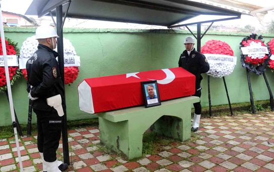 Bursa'da Polis Memuru Mehmet Pişik Hayatını Kaybetti