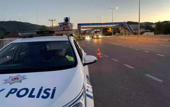 Düzce'de Trafik Denetimi: 1.755 Cezalı