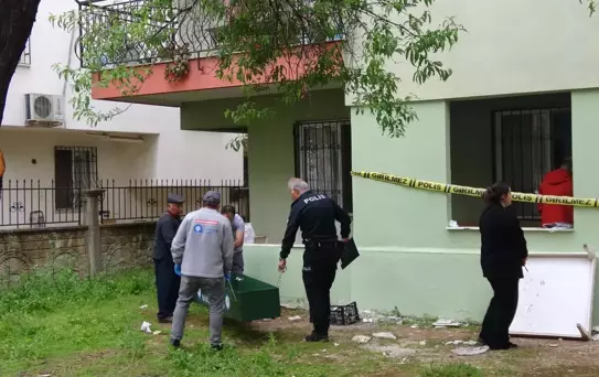 Antalya'da Yalnız Yaşayan Adam Ölü Bulundu
