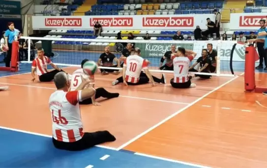 Oturarak Voleybol Süper Lig'inde Büyükşehir Belediyespor rüzgârı