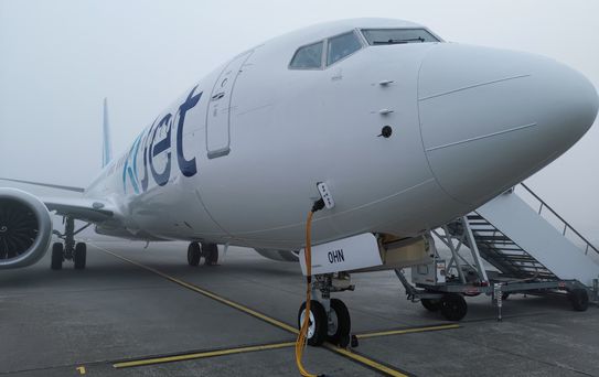 AJet Yeni Boeing Uçağını İstanbul'a Getirdi