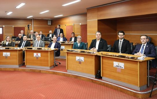 Bayrampaşa'da Yeni Meclis Başkan Vekilleri Seçildi