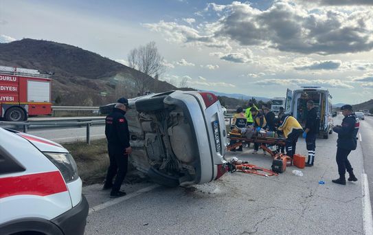Sungurlu'da Trafik Kazası: 3 Yaralı