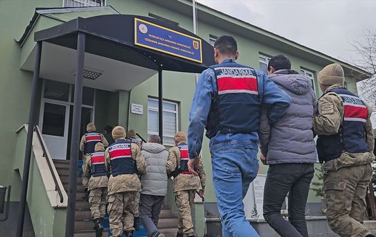 Erzurum'da 54 Düzensiz Göçmen Yakalandı