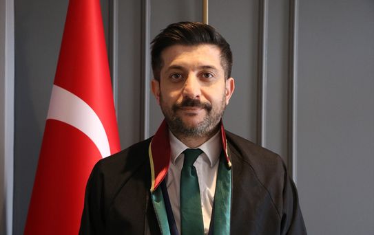 Hayali Gerçeğe Dönüştüren Avukat