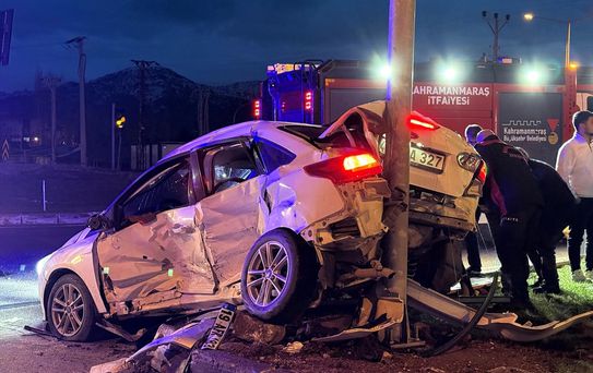 Göksun'da Trafik Kazası: 4 Yaralı