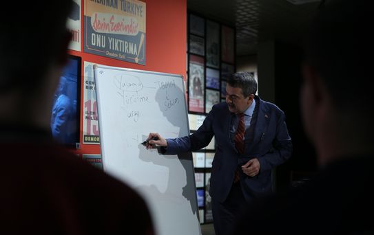 Demokrasi ve Milli Egemenlik Vurgusu