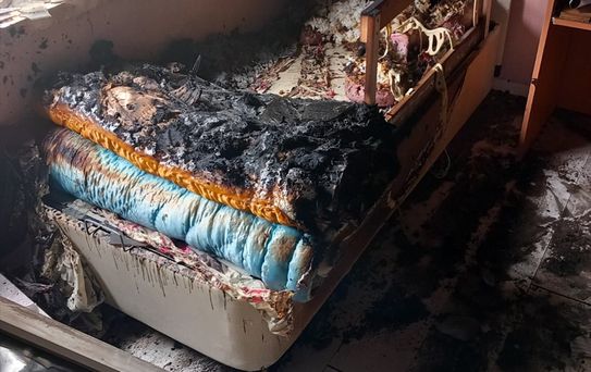 Yıldırım Düşmesiyle Yangın Çıktı