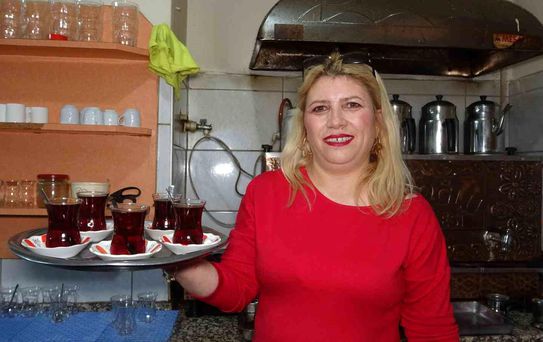 Kadınlar Kıraathane Kültürüne Katılıyor