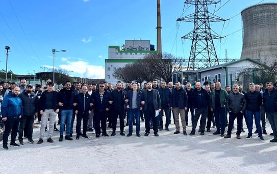 Kütahya Tunçbilek'te termik santral işçileri eylemde