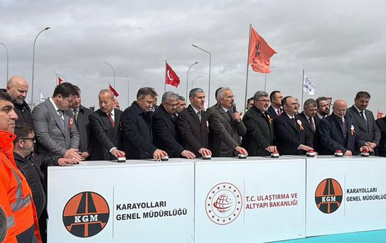 Bakan Uraloğlu: Biz laf değil eser üretiyoruz