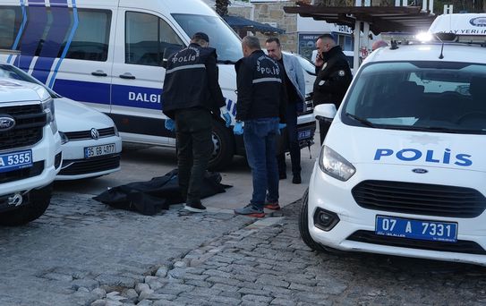 Antalya'da Akıntıya Kapılan Genç Hayatını Kaybetti