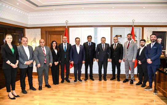 Azerbaycan heyetinden Trabzon'a sağlık turizmi çıkarması